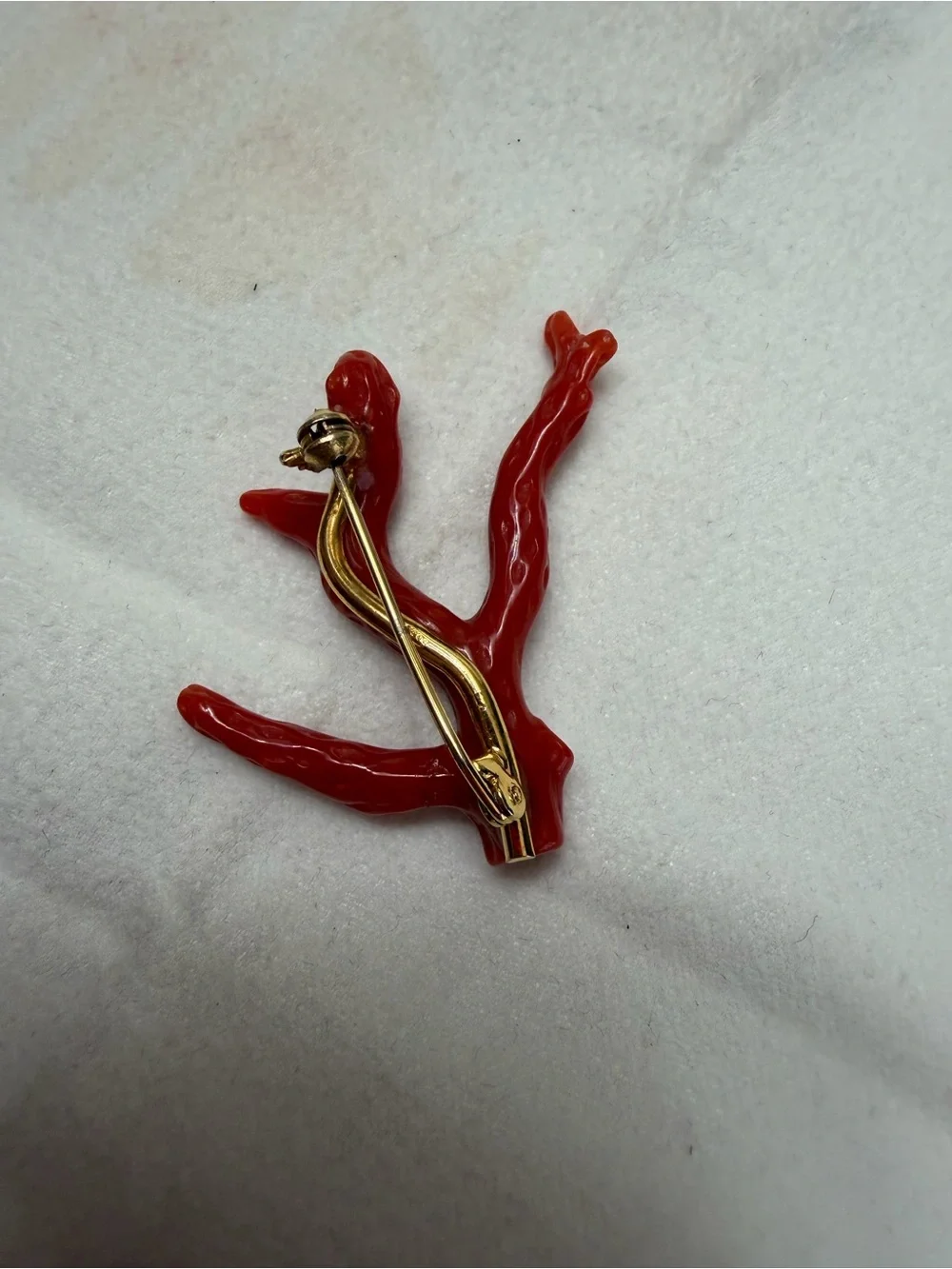Red Coral Branch Brooch - Statement Pin  18 K yellow gold , from Italy 🇮🇹